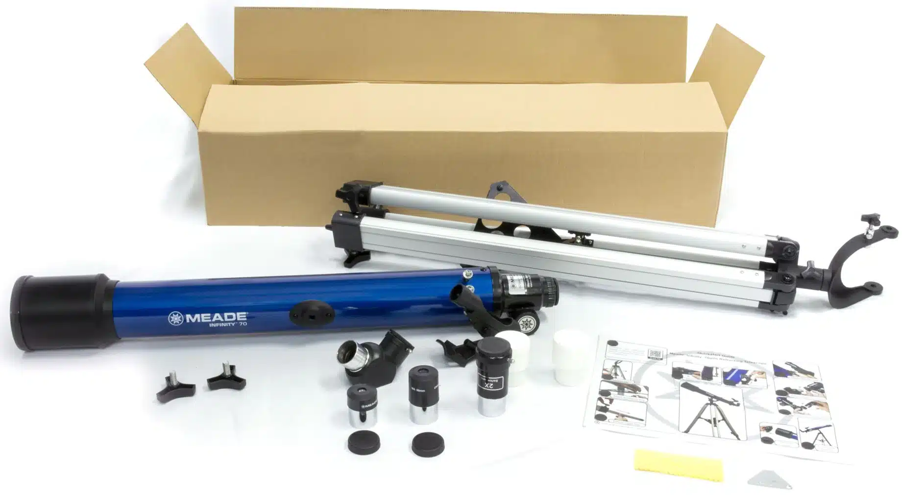 Contenido de la caja del telescopio refractor Meade Infinity 70: tubo, trípode de aluminio, oculares, Barlow 2X y guía