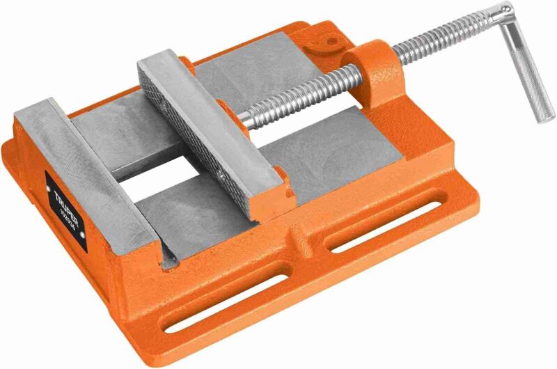 Prensa Morsa Plana Truper PMP-60 150 mm con mandíbulas de acero forjado y mango ergonómico largo.