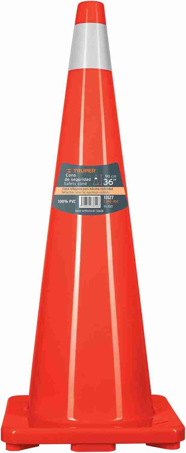 Cono de Precaución Truper CONO-45R 45 cm PVC naranja con banda reflejante y base estable.