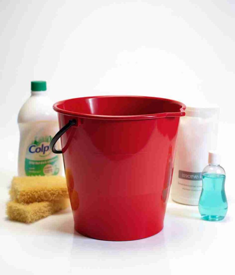 Balde con Pico 12 Litros Colplast