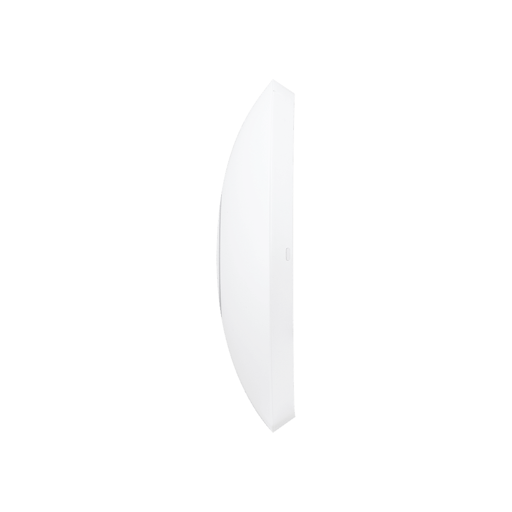 Access point Ubiquiti AC HD en vista lateral que muestra su perfil delgado y curvo de color blanco liso
