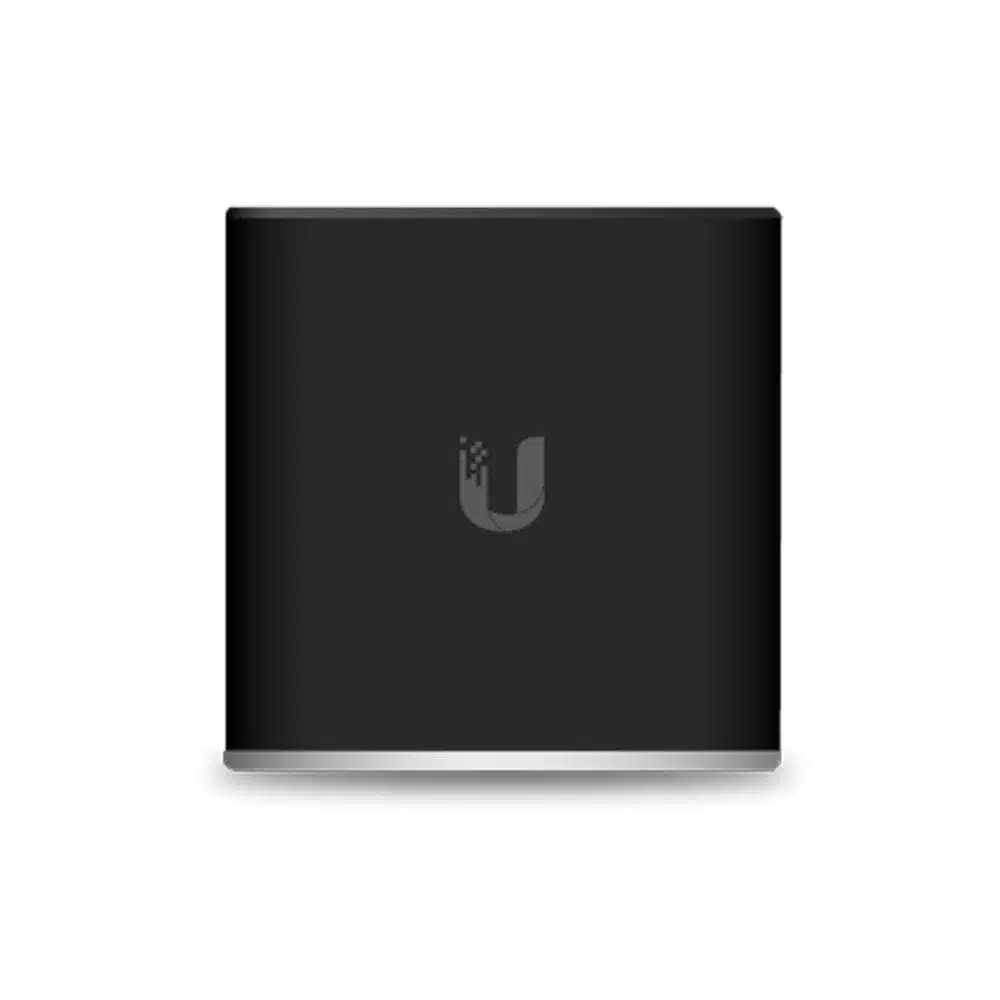 Access Point Ubiquiti airCube ACB-ISP vista frontal, cubo negro con logo U, Wi-Fi 2,4 GHz para oficina o gamer