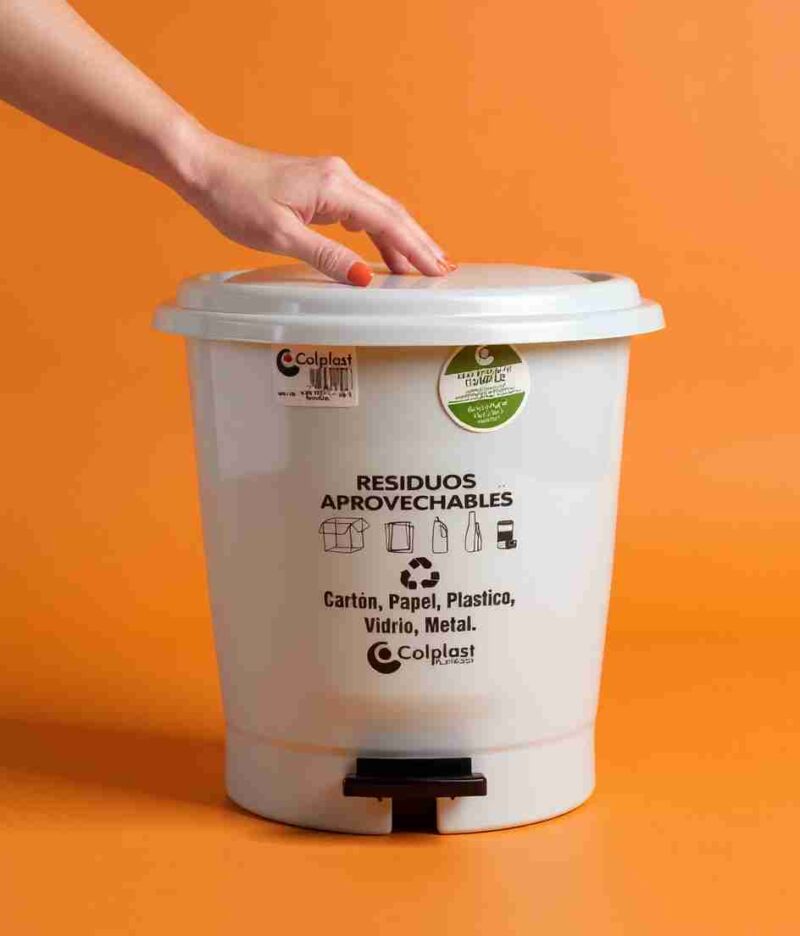 Papelera Pedal 12L Colplast Redonda Manos Libres