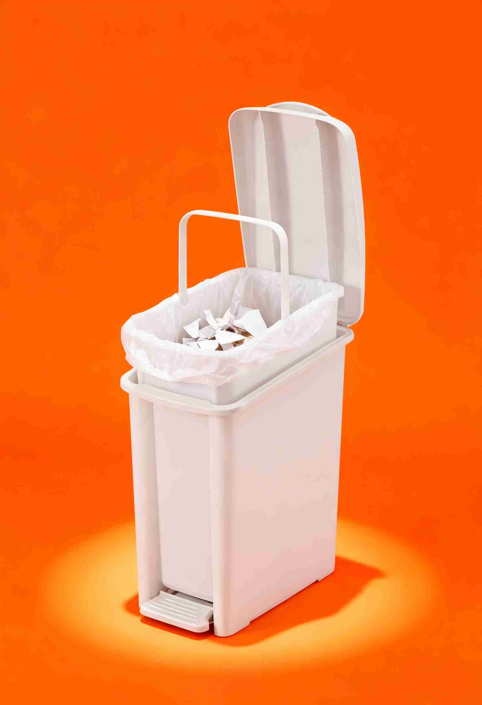 Papelera Rimax 10L Slim Tapa Vaivén Polipropileno - Imagen 9