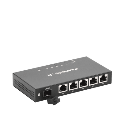Router Ubiquiti EdgeRouter X SFP de carcasa negra y formato compacto, ideal para la red cableada de una oficina