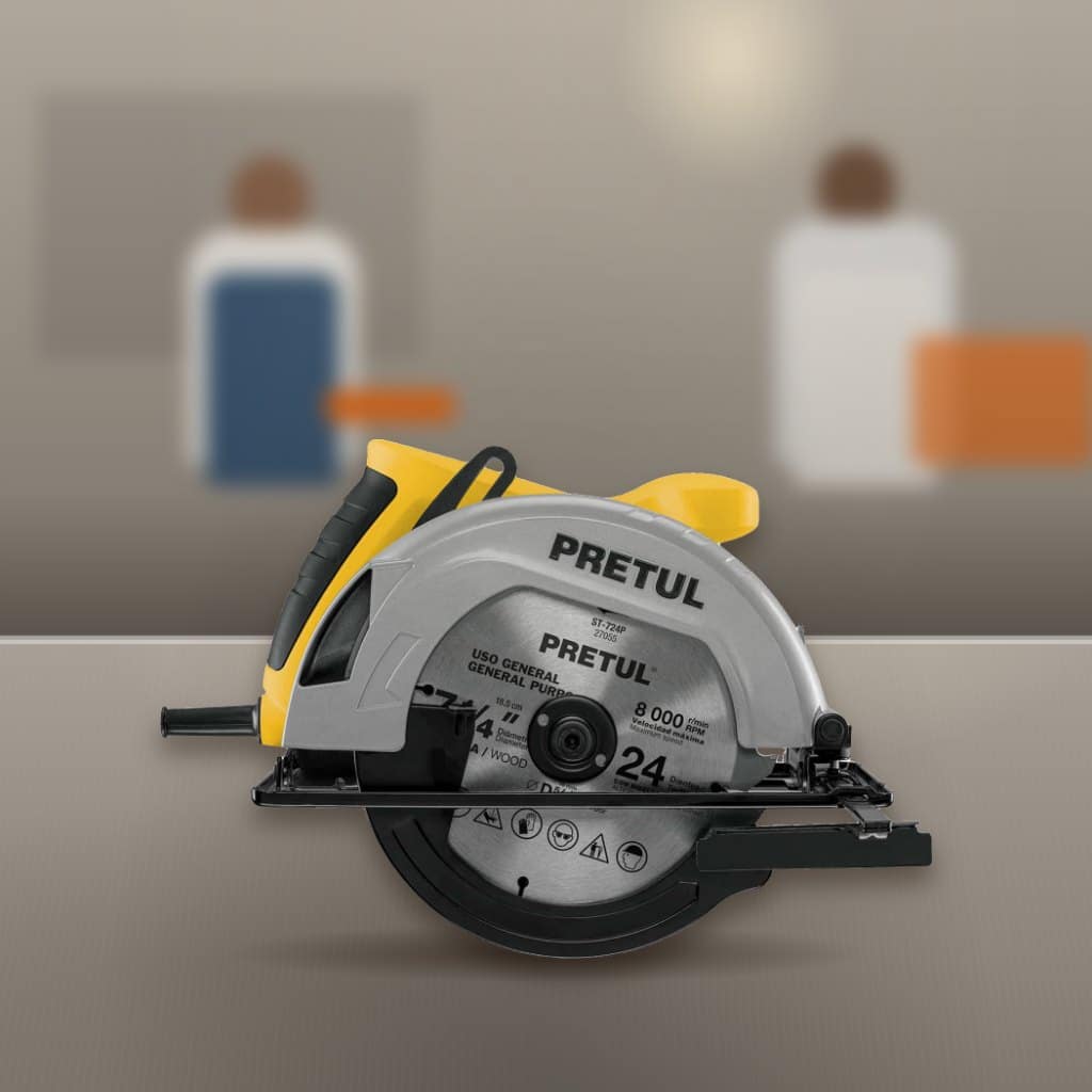 Sierra Circular Pretul 7-1/4" 1200 W en una obra