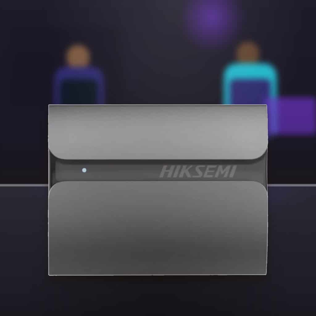 SSD Portátil Hikvision T300S 512 GB USB-C en un set gamer